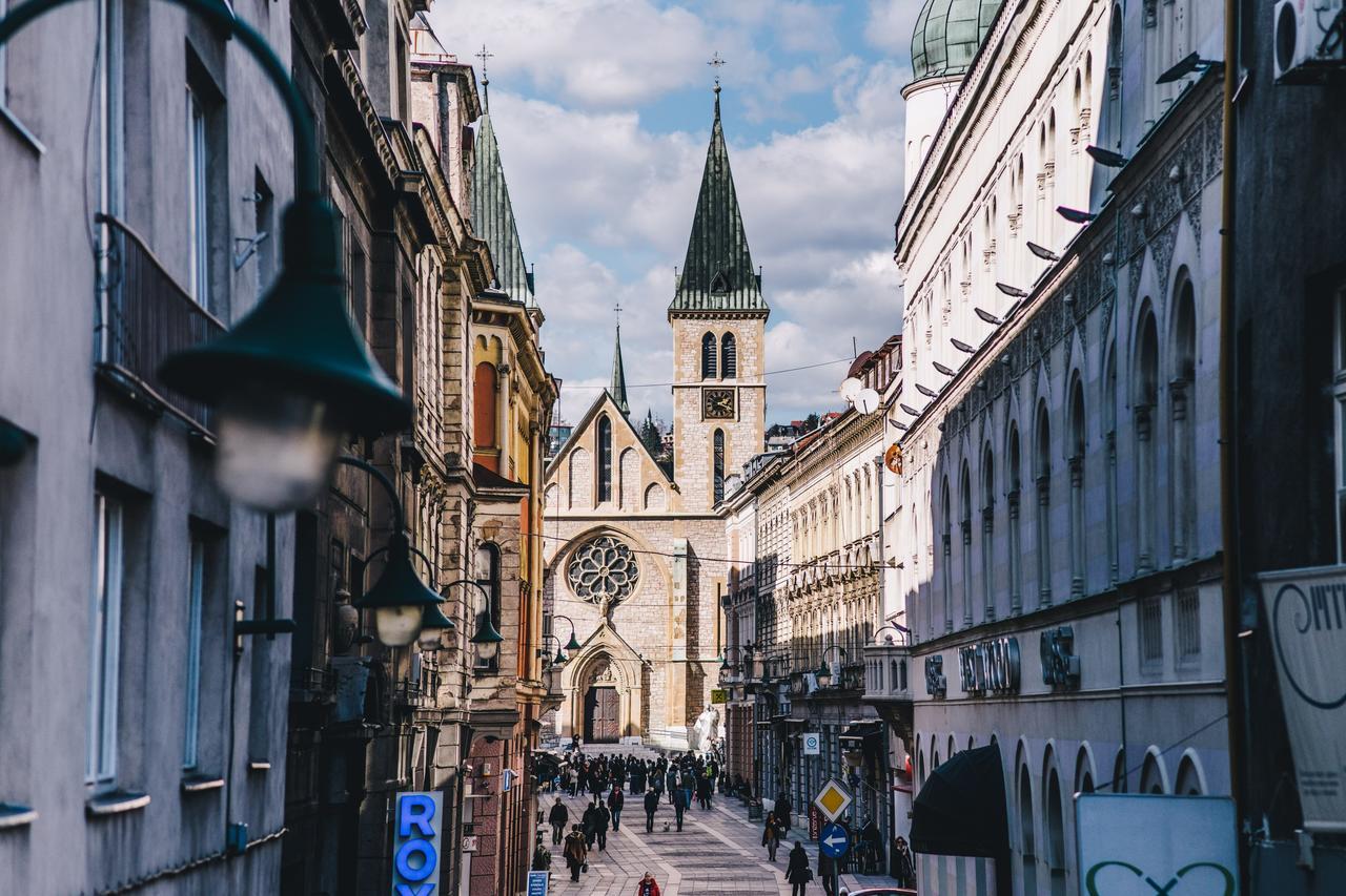 Modern 2Bdr Apartment-Cathedral View-Best Location Sarajevo Bagian luar foto